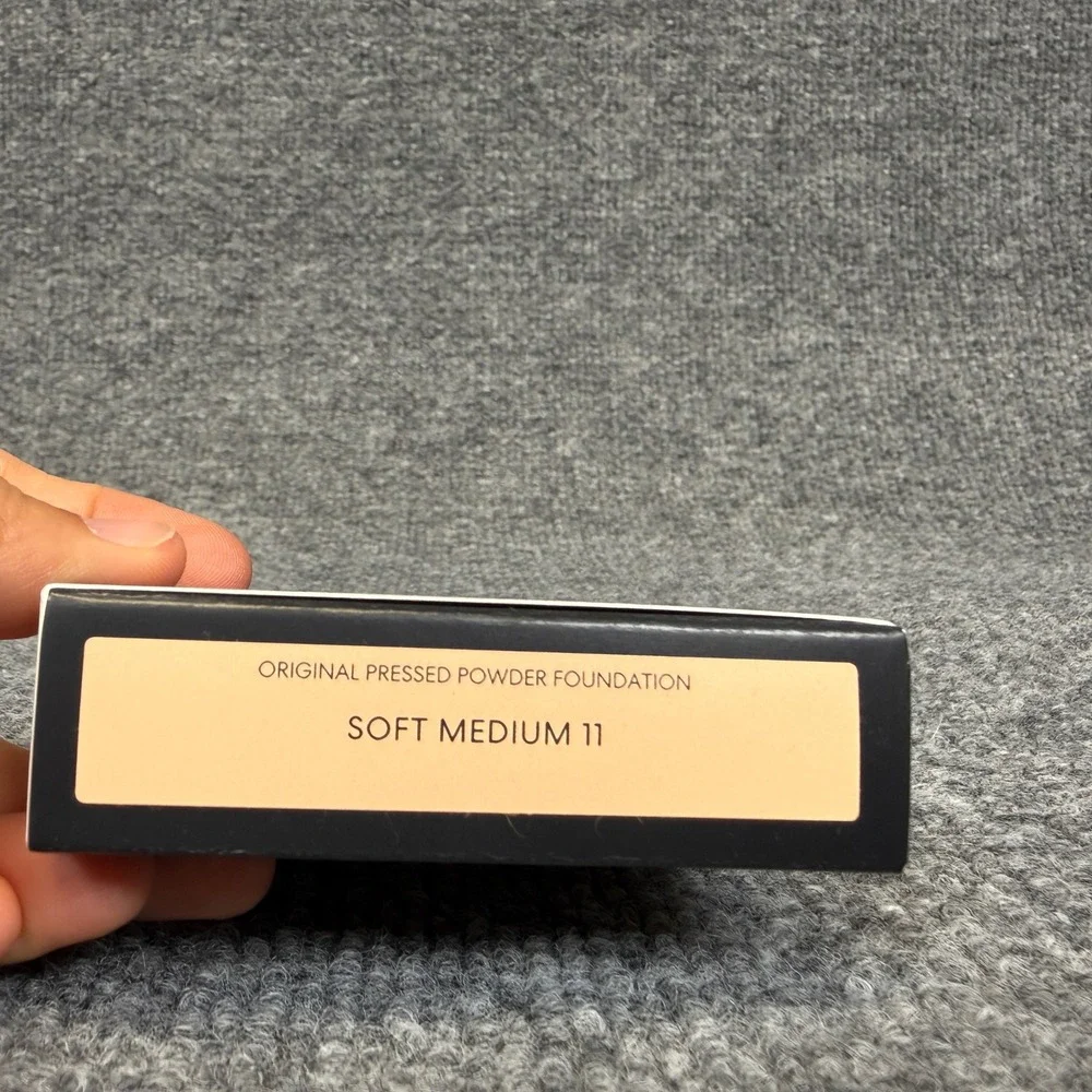 bareMinerals Original Pressed Powder Foundation Soft Medium 11 SPF 15 9g NEW